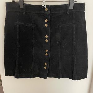 Corduroy black button skirt